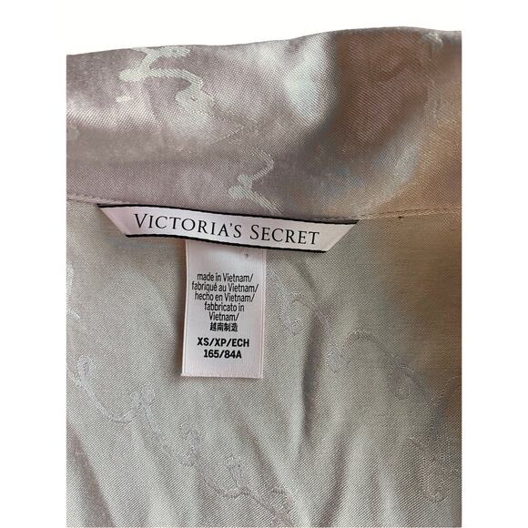 EUC Victoria Secret Satin One Piece Satin Pink Sleep Romper Size XS - Picture 4 of 4